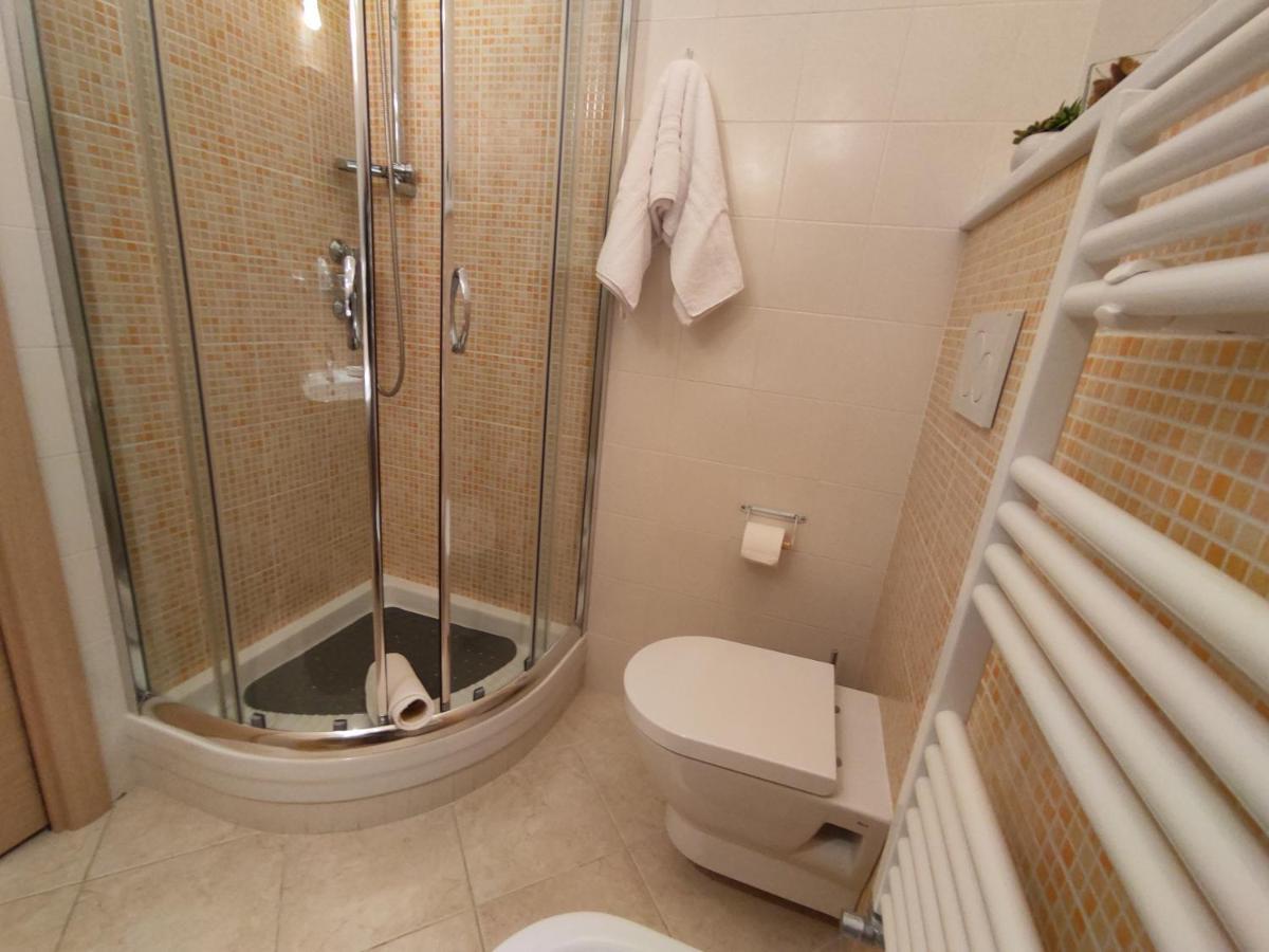 Il Giardino Delle Zagare Bed & Breakfast Fondi Dış mekan fotoğraf