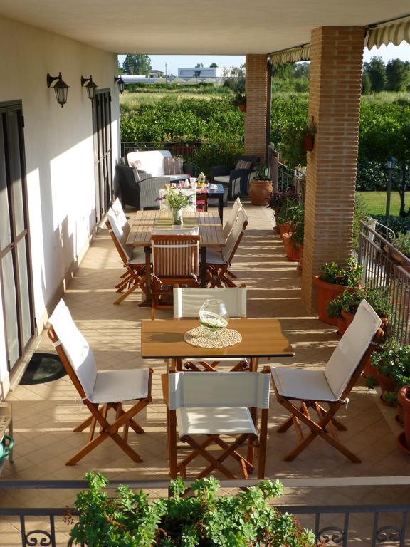 Il Giardino Delle Zagare Bed & Breakfast Fondi Dış mekan fotoğraf